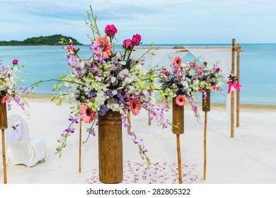 flower setting on the beach