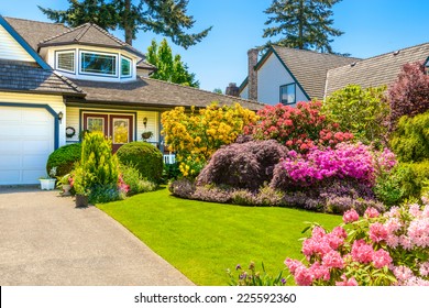 Foto Stok Flowers Front House Front Yard Landscape Edit Sekarang  - Front House Landscape Design Ideas