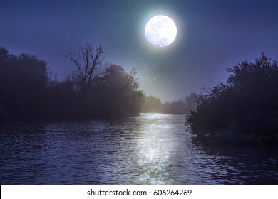 668,791 Night River Images, Stock Photos & Vectors | Shutterstock