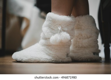 white fluffy bridal slippers