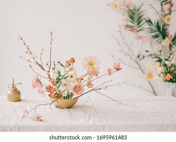 A Foam Free Floral Centerpiece In A Spring Pallette