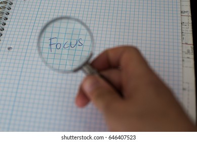 Focus Magnifier