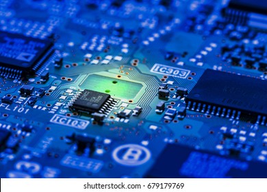 Focused IC chip on circuit board