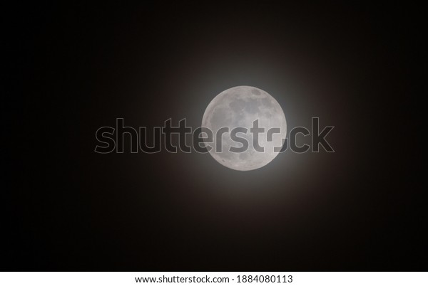 Foggy view of the full moon on December, 29th 2020\
in Europe