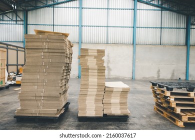 Folded Cardboard Corrugated Paper Box Packaging Stacking In Factory