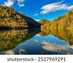 Foliage al lago di Levico Terme Italia