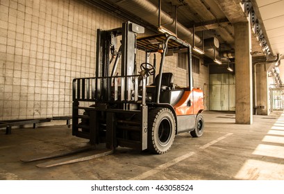 Folk Lift Truck