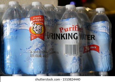 Fond Du Lac, Wisconsin - September 15th 2019: Piggly Wiggly Purified Drinking Water