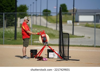 Fond Du Lac, Wisconsin USA - August 2nd, 2019: A Family Baseball Outing Took Place At The Public Community Park.