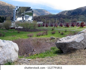 Font-Romeu Odeillo Solar Oven.