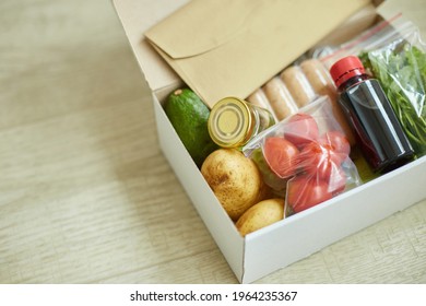 Food Box Meal Kit Of Fresh Ingredients And Recipe Blank Order From A Meal Kit Company, Delivered, Cooking At Home.