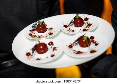 Entre Plat Et Dessert Images Stock Photos Vectors Shutterstock