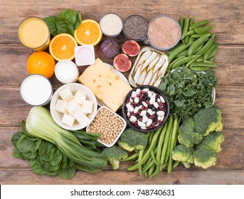 Food rich in calcium, top view