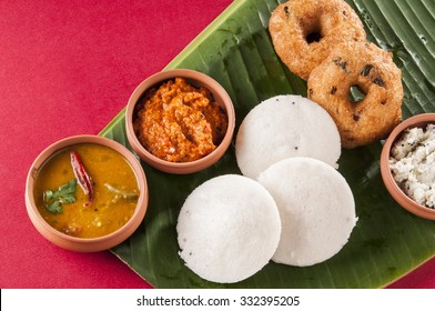 Food South Indian Food Idli Vada With Sambar On A Banana Leaf