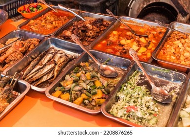 Food Stall At Quiapo Market In Manila, Philippines