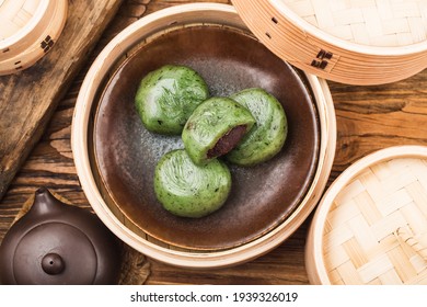 Food Of Tomb Sweeping Day Festival In China-green Dumpling