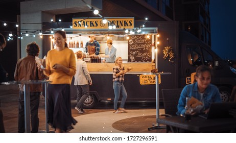 6,181 Outdoor food court Images, Stock Photos & Vectors | Shutterstock