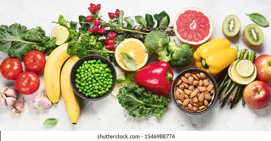 Foods High In Vitamin C. Food Rish In Antioxidant, Fiber, Carbohydrates. Boost Immune System And Brain; Balances Cholesterol; Promotes Healthy Heart.Top View 