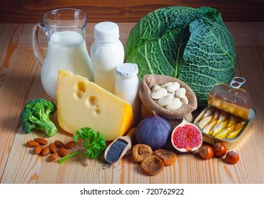 Foods rich in calcium such as sardines, bean, dried figs, almonds, hazelnuts, parsley leaves, blue poppy seed, broccoli, italian cabbage, cheese, milk, yoghurt