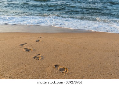 135,177 Beach sand foot Images, Stock Photos & Vectors | Shutterstock