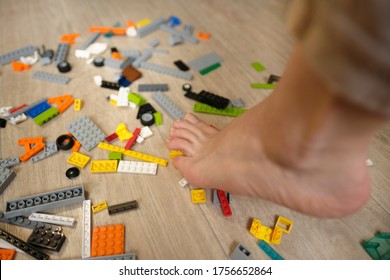 722 Scattered toy on floor Images, Stock Photos & Vectors | Shutterstock