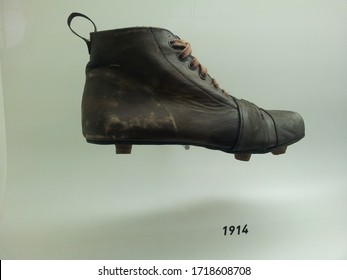 old fashioned football boots