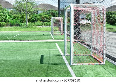 Football Field Net Stock Photo 689759650 | Shutterstock