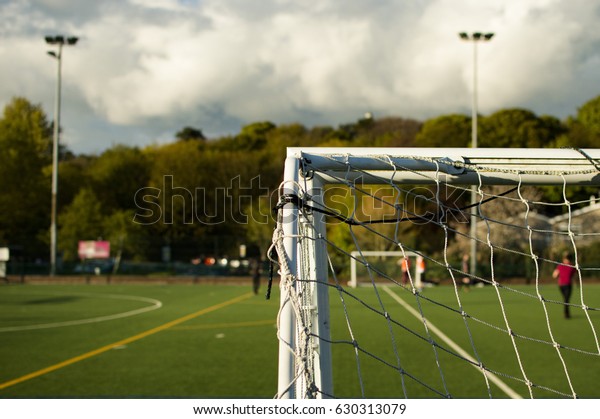 Football Goalposts -\
Crossbar Post Corner