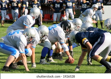 football players, offense â€“ defense in action