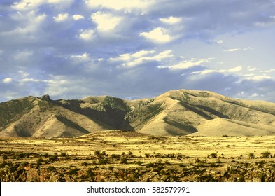 afgår gør det fladt Bitterhed Mount Ara Ler Images, Stock Photos & Vectors | Shutterstock
