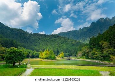 The Forest And Mountain Lakes, Mingchi, Yilan County, Taiwan, Is A Famous Tourist Attraction