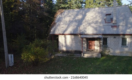 Forest. Old Hunter House In Forest. Farmer House. Forester. Home Of A Forester