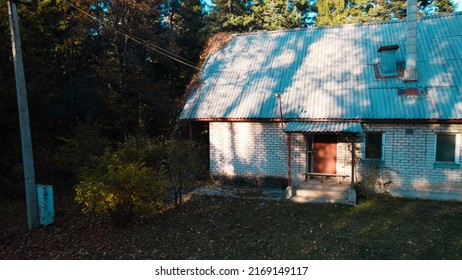 Forest. Old Hunter House In Forest. Farmer House. Forester. Home Of A Forester