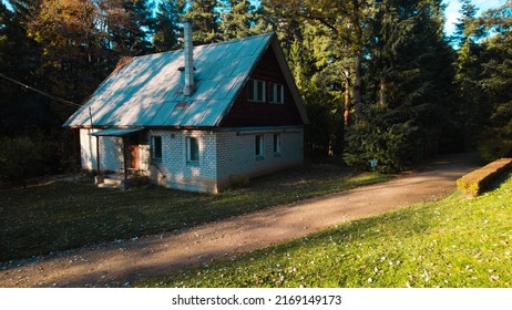 Forest. Old Hunter House In Forest. Farmer House. Forester. Home Of A Forester