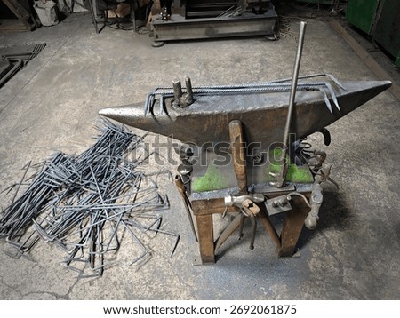 Forged construction brackets, construction brackets, roofing forged brackets, forging bracket, forge, roof construction.