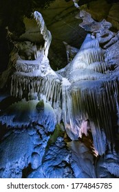 Formations Inside Crystal Cave Sequoia/Kings Canyon National Park