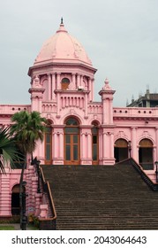 Former Residential Palace Of The Nawab Of Dhaka. Ahsan Manzil At Old Dhaka.