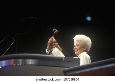 Former Texas Governor Ann Richards Addresses Crowd At The 1992 Democratic National Convention At Madison Square Garden, New York