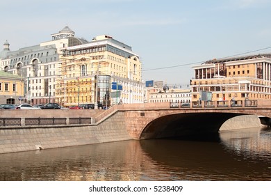 Forms of the large city