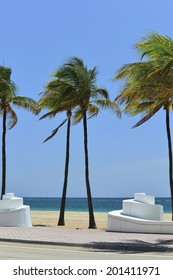 Fort Lauderdale Beach Near Las Olas Boulevard With The Distinctive Wall In The Foreground.