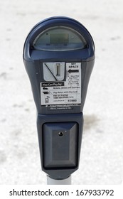 FORT LAUDERDALE, FLORIDA - FEBRUARY 3: One Gray Metal Outdoor Urban Public Parking Meter That You Pay For Parking By Coins, City Card Or Pay By Phone On February 3, 2013 In Ft Lauderdale, Florida.