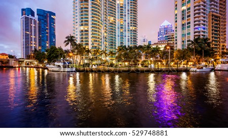 Fort Lauderdale skyline at night along New River