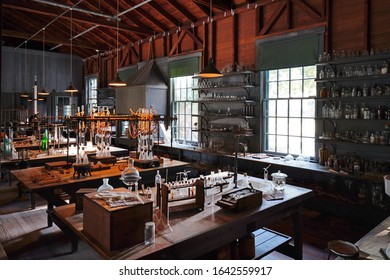 FORT MYERS, FL -30 JAN 2020- View Of An Old Chemical Science Lab At The Edison And Ford Winter Estates, A Historical Museum In Fort Myers, Florida, United States.