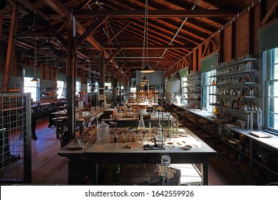 FORT MYERS, FL -30 JAN 2020- View Of An Old Chemical Science Lab At The Edison And Ford Winter Estates, A Historical Museum In Fort Myers, Florida, United States.