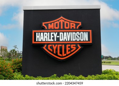 FORT MYERS, FL, USA - JULY 6 2022: Harley-Davidson Dealership Exterior Sign And Trademark Logo.