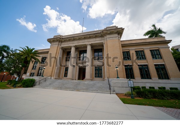 FORT MYERS, FL, USA -\
JULY 9, 2020: Photo of Lee County Government management Building\
Fort Myers FL