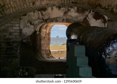 Fort Sumter Cannon Stock Photo 1295630659 | Shutterstock