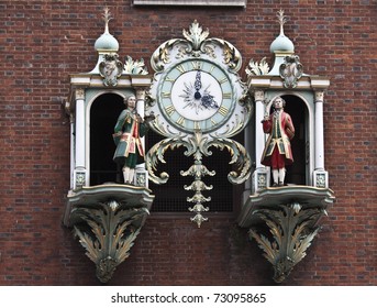 Fortnum And Mason Clock