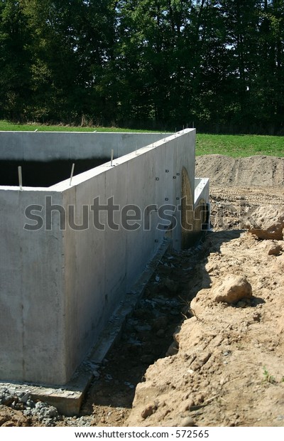 Foundation Attached Garage New Home Stock Photo Edit Now 572565