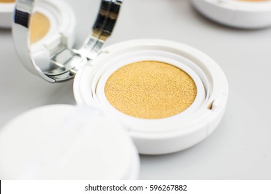 Foundation Cushion With Sponge And Puff